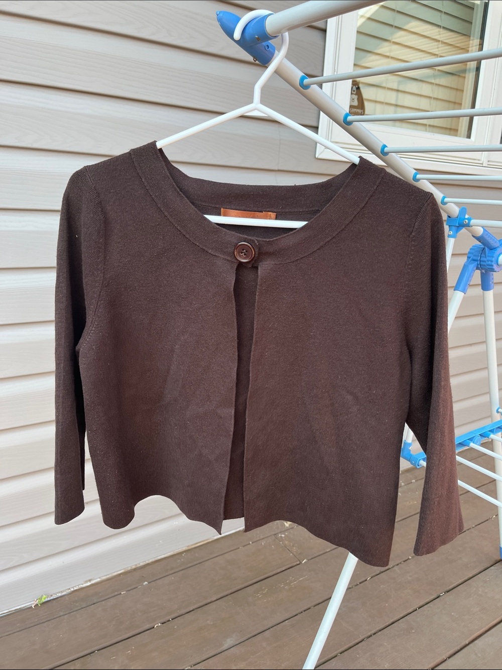 Cropped Single-Button Brown Knit Cardigan. Medium large